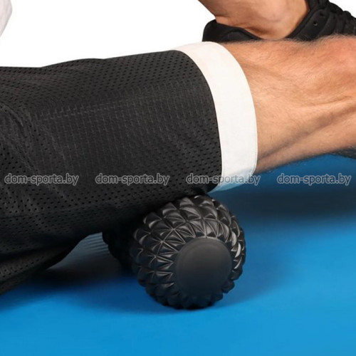 Мяч массажный 18х10 см Indigo IN269-BK двойной жесткий